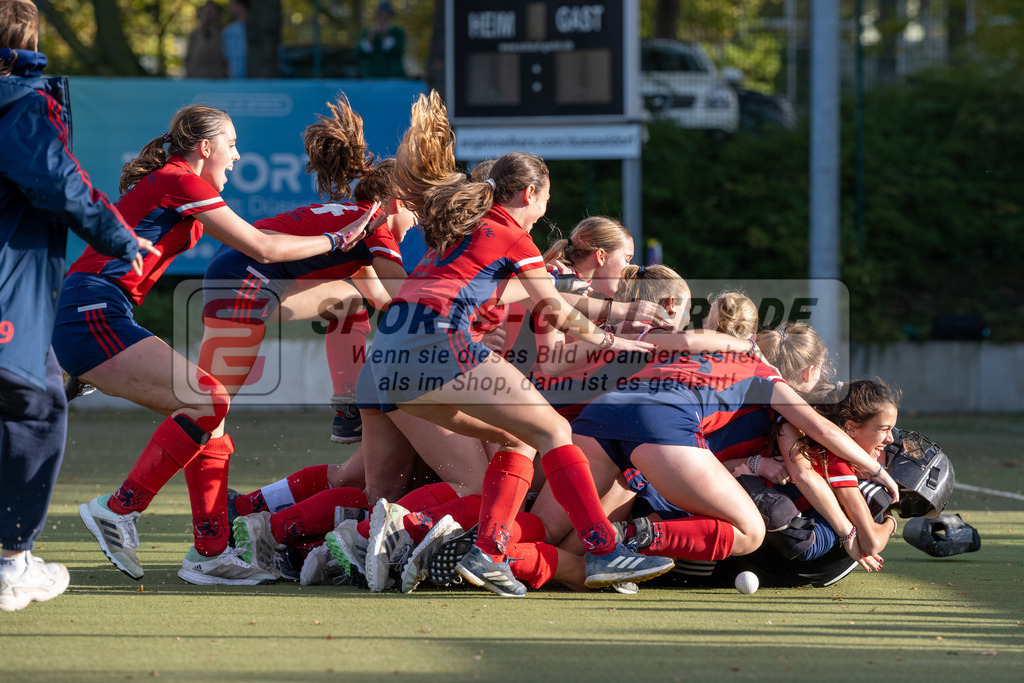 SFE_20231021_0277 | Deutsche Meisterschaft Weibliche U16 Halbfinale Düsseldorfer HC - Harvestehuder THC am 21.10.2023 in Köln (Düsseldorfer Hockeyclub 1905 e.V.), Photo: Stephan Fehrmann 2023 (Sports-Gallery)