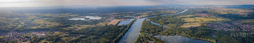 Aerial view: Rhine panorama looking north in Mothern in the state Bas-Rhin, France.Photo: IMG_57978-Bearbeitet.jpg taken on 06/16/2013 by Werner Riehm/FLY-FOTO.comResolution of the original: 17613 x 3022 px