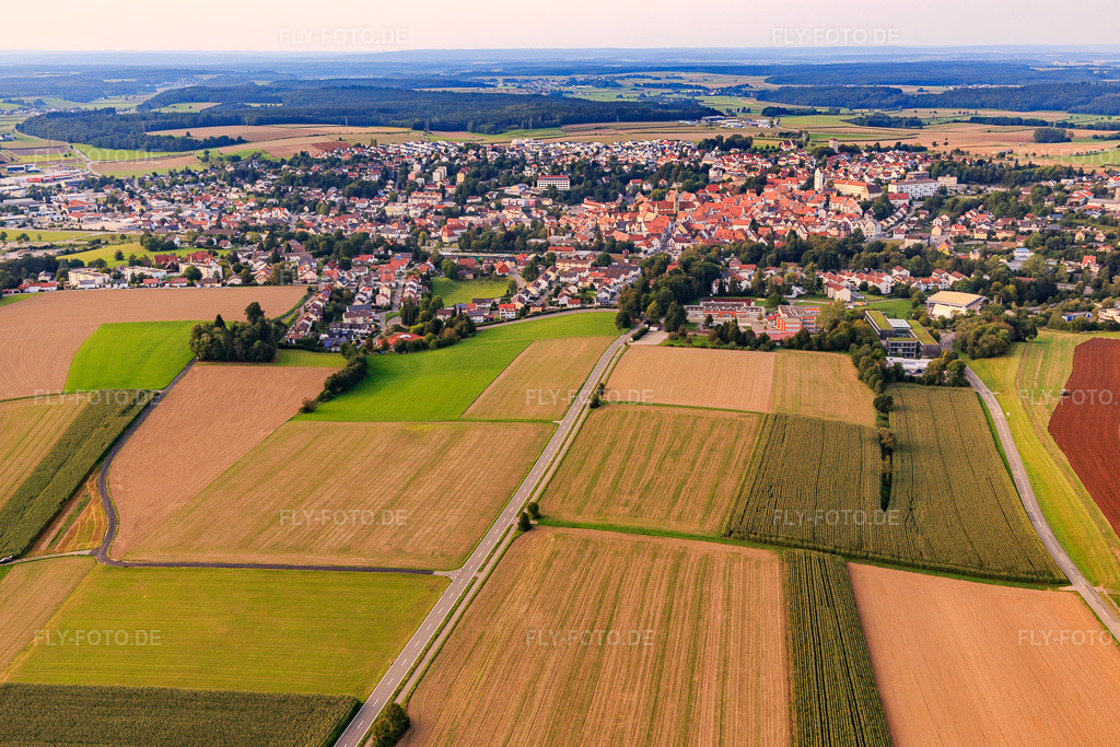 Luftbild: Ortsansicht aus Süden in Pfullendorf im Bundesland Baden-Württemberg in Deutschland. Foto: IMG_102959.jpg vom 26.08.2017 durch Werner Riehm/FLY-FOTO.de
