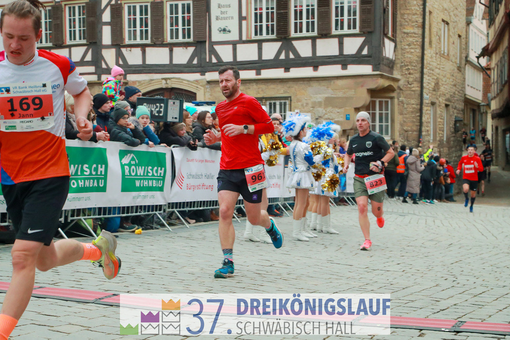VR Bank Hauptlauf 10000m | 3 Koenigslauf 2023 - Realisiert mit Pictrs.com