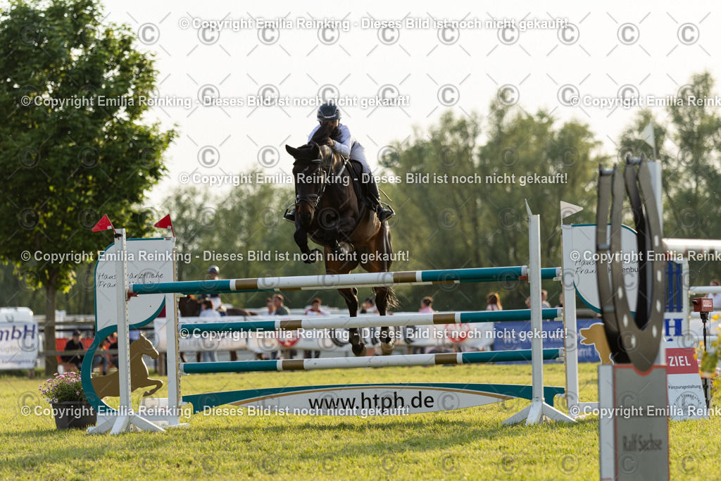 CL5A1418 | Emilia Reinking Fotografie - Realisiert mit Pictrs.com