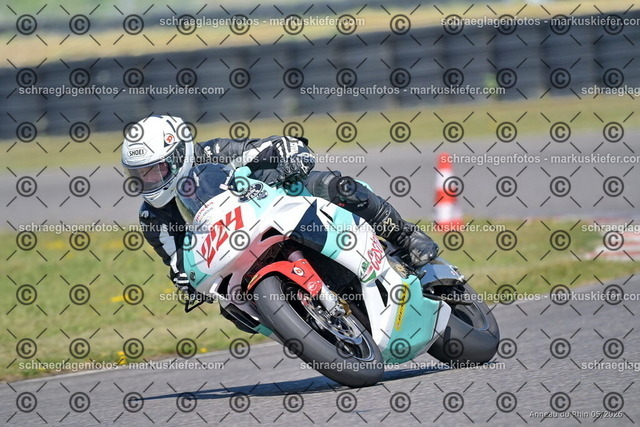 26BT01-1480 | 224 - Realisiert mit Pictrs.com