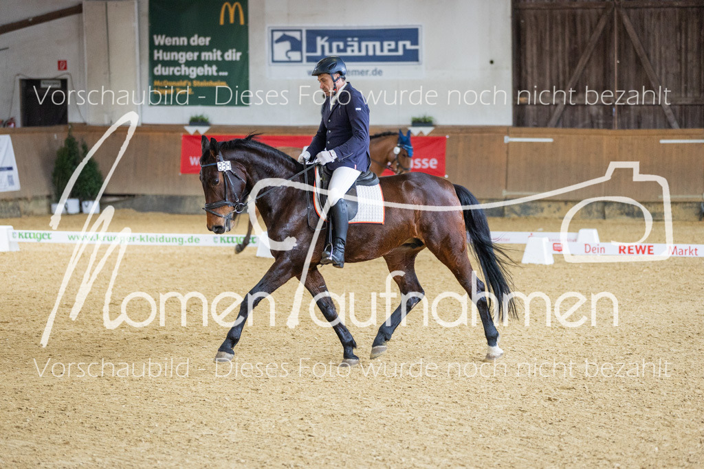 Sth-LPO25-A-Dr-101 | MomenTaufnahmen Pferdesportfotos