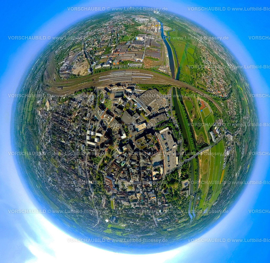 Hamm240590166Hamm-Bahnhofsviertel | Luftbild, Hauptbahnhof Hbf Hamm, City Innenstadtansicht mit Allee-Center, Fluss Lippe und Datteln-Hamm-Kanal, oben das Hafengebiet, Erdkugel, Fisheye Aufnahme, Fischaugen Aufnahme, 360 Grad Aufnahme, tiny world, little planet, fisheye Bild, Mitte, Hamm, Ruhrgebiet, Nordrhein-Westfalen, Deutschland