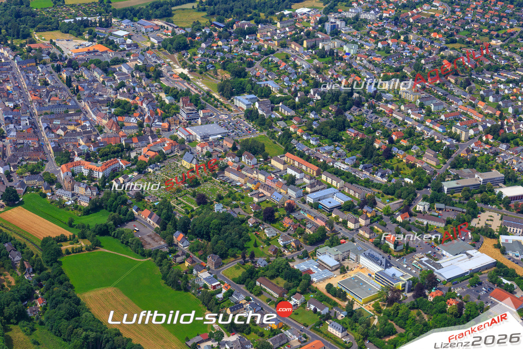 Die Luftaufnahme der Stadt Wunsiedel wurde vom UL-Flugzeug heraus erstellt ( keine Drohne )- hohe Auflösung für beste Qualität