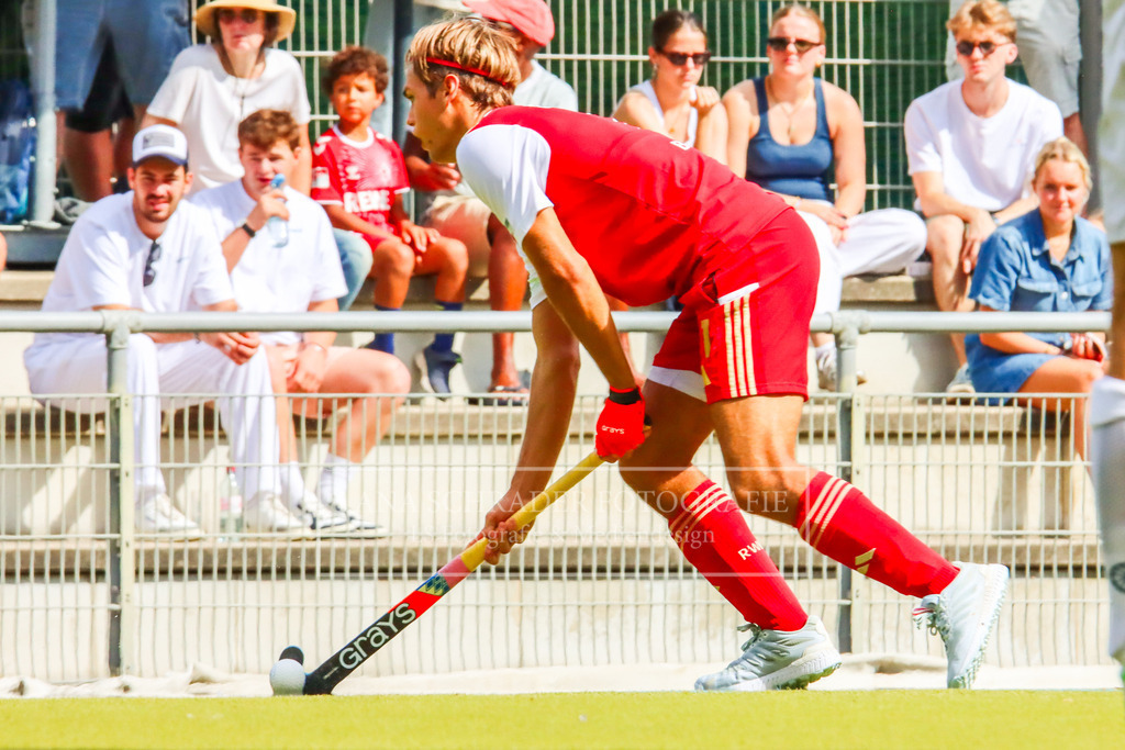 HERREN BUNDESLIGA Rot-Wei_ K_ln - Crefelder HTC 07.09.24 K_ln-249 | lanaschraderfotografie - Realisiert mit Pictrs.com