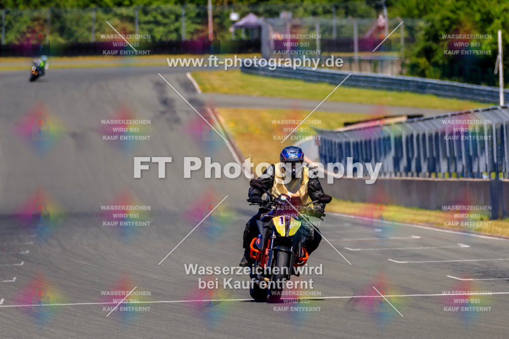 _TCM6152 | Hier findet Ihr Bilder von Touristenfahrten auf der Nürburgring Nordschleife oder von anderen Veranstaltungen die ich besucht habe. Viel Spass beim Durch Schauen 