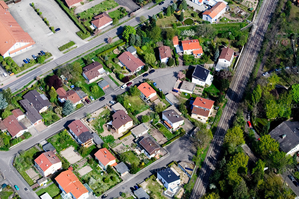 Luftbild: Germersheimer Straße in Jockgrim im Bundesland Rheinland-Pfalz in Deutschland. Foto: IMG_10558.jpg vom 27.04.2008 durch Werner Riehm/FLY-FOTO.de