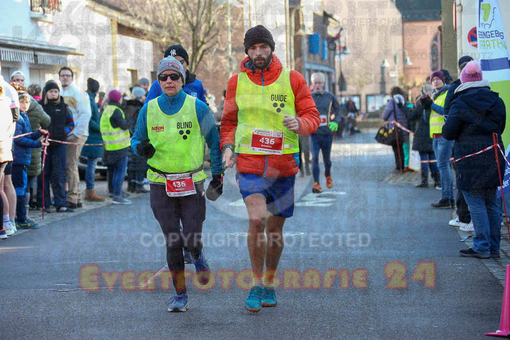 241201_1243_EX1_3210 | Sportfotografie im Rhein-Sieg Kreis, Köln, Bonn, NRW, Rheinland Pfalz, Hessen, etc. Unser Tätigkeitsfeld umfasst den Laufsport vom Volkslauf über den Marathon, Duathlon, Triathon bis zum Ultralauf wie Kölnpfad Ultra oder Schindertrail.