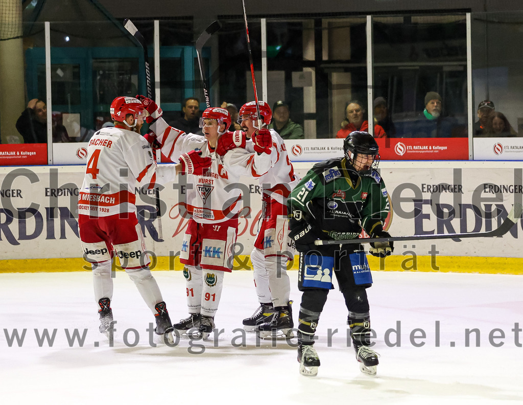 2023-03-14_158_TSV_Erding_gegen_TEV_Miesbach | Erding, Deutschland, 14.03.2023:
Eishockey, Bayernliga Playoffs 2022 / 2023, Halbfinale, TSV Erding gegen TEV Miesbach, Endergebnis: 5:3

Foto: Christian Riedel / fotografie-riedel.net