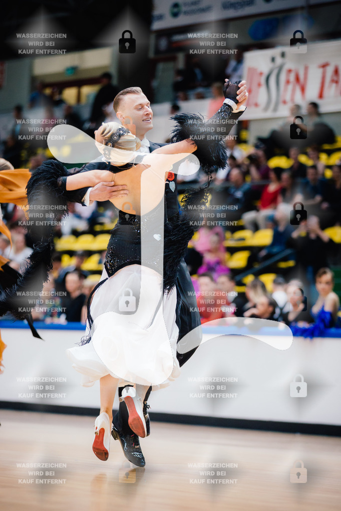 Hessen Tanzt WDSF International Open Standard 1st (20) Karolis Burneikis _ Fabien Lax (TSC Rot-Gold-Casino Nürnberg)-2025-05-17-9108 | Webshop for digital downloads and prints of dance sport, event & show photographer Julian Link - Realisiert mit Pictrs.com