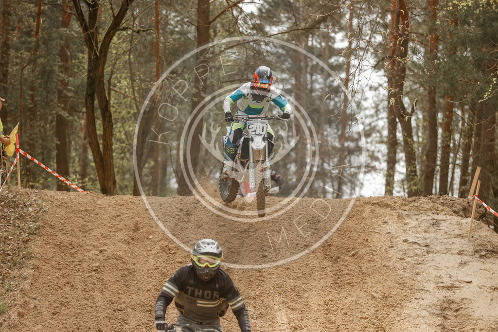 4TaktLauf1-108 | koppe-media - Realisiert mit Pictrs.com
