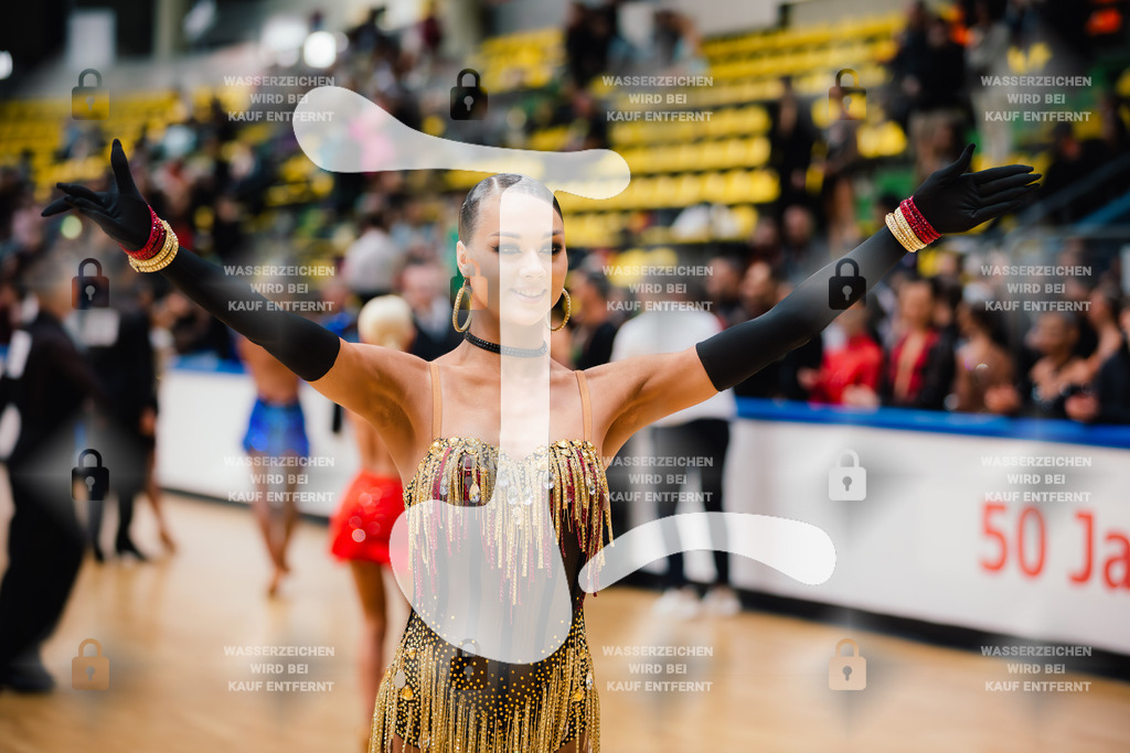 Hessen Tanzt WDSF International Open Latin 9th (12) Philip Andraus _ Ekaterina Tsvetkov (TTC Fortis Nova Maintal)-2025-05-18-3007 | Webshop for digital downloads and prints of dance sport, event & show photographer Julian Link - Realisiert mit Pictrs.com