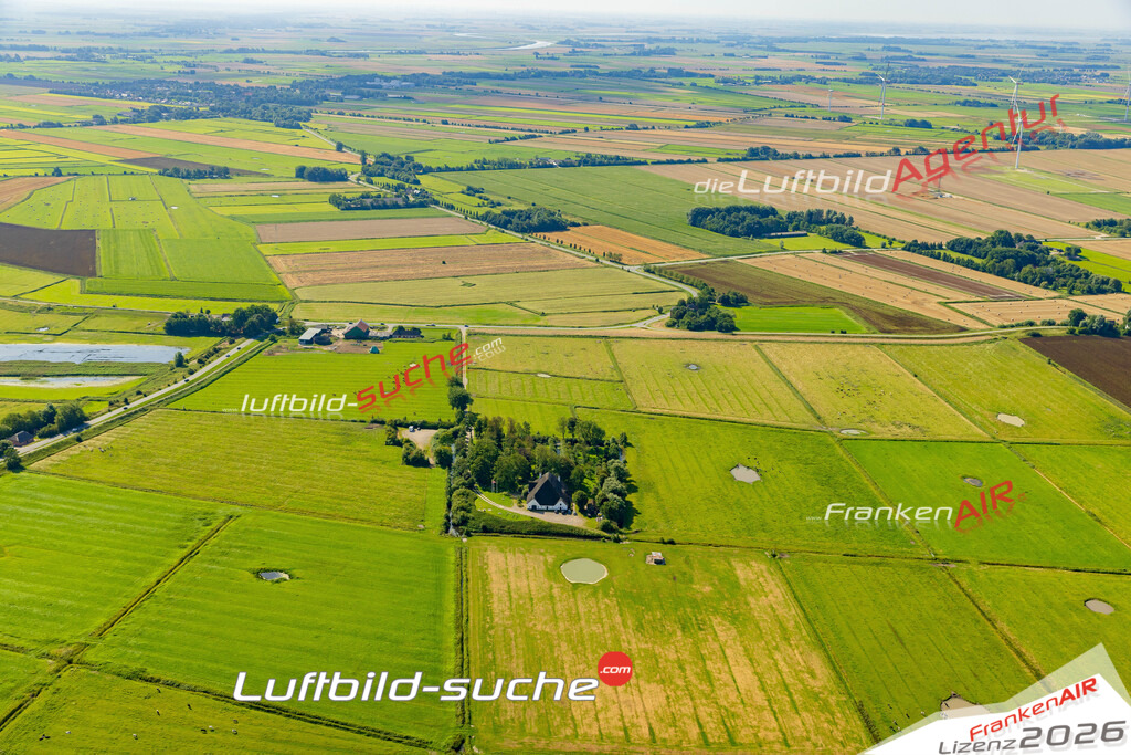 Luftbild der Stadt Witzwort - Das Luftbild wurde 2025 vom UL-Flugzeug heraus erstellt ( keine Drohnenaufnahme ) - Hochauflösende Luftaufnahme - für Wandbilder und großformatige Ausdrucke geeignet. Das besondere Geschenk!Hier alle&nbsp;Infos zur Lizenzierung der LuftaufnahmeWir fliegen auch dieses Jahr wieder in Ihre Region um Luftbilder zu erstellen.- Luftbild anfragen