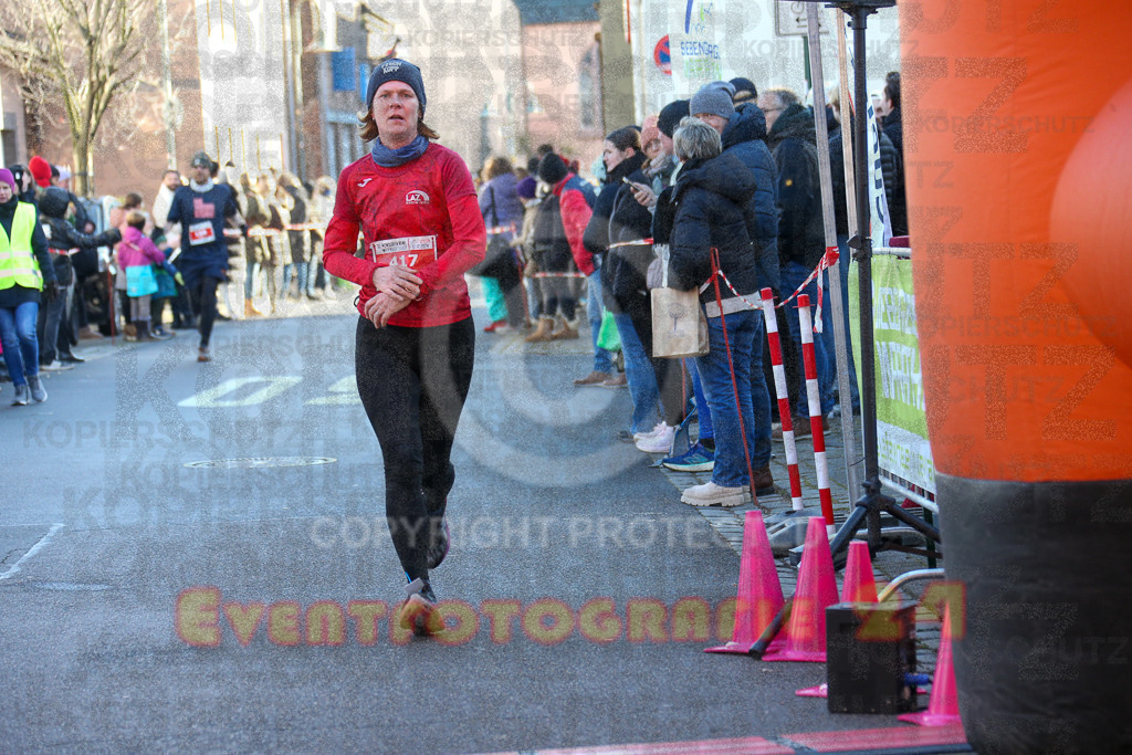 241201_1229_EX1_2384 | Sportfotografie im Rhein-Sieg Kreis, Köln, Bonn, NRW, Rheinland Pfalz, Hessen, etc. Unser Tätigkeitsfeld umfasst den Laufsport vom Volkslauf über den Marathon, Duathlon, Triathon bis zum Ultralauf wie Kölnpfad Ultra oder Schindertrail.