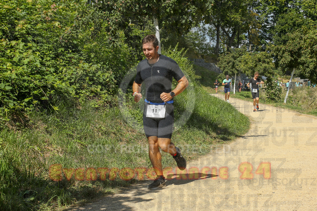 250824_1234_EX1_9785 | Sportfotografie im Rhein-Sieg Kreis, Köln, Bonn, NRW, Rheinland Pfalz, Hessen, etc. Unser Tätigkeitsfeld umfasst den Laufsport vom Volkslauf über den Marathon, Duathlon, Triathon bis zum Ultralauf wie Kölnpfad Ultra oder Schindertrail.