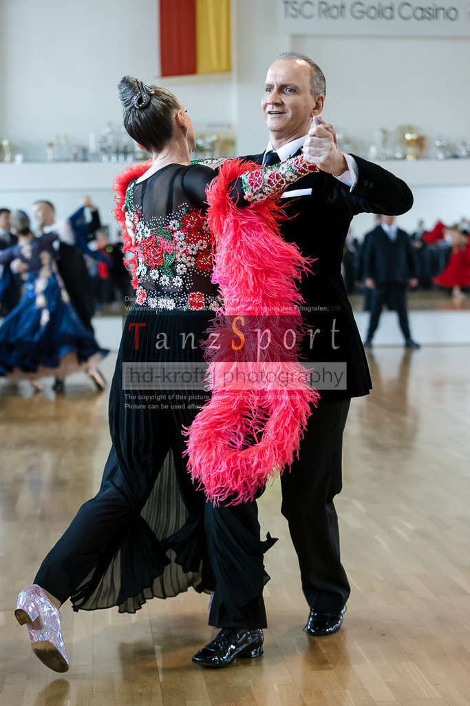 20240525_RL-Masters3-Std_5106 | Tanzsportbilder, Standardtanz, Lateintanz, WDSF, DTV, LTVB, dancecomp, goc, hessen tanzt, blaues band der spree, walzer, tango, wiener walzer, slowfox, quickstepp, samba, rumba, cha-cha-cha, paso doble. jive, hd-kroft photography, turniertanzsport