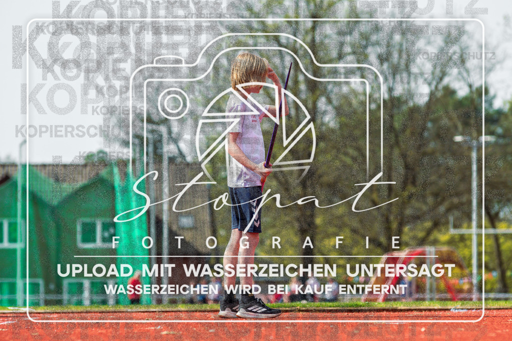 KMHK-1011 | Ole Koehler (TV Jahn Schneverdingen (NI)) bei den Kreismeisterschaften Leichtathletik-Wurf Heidekreis 2026 im Boehmewaldstadion, Soltau (Simon Paul Stopat) - Realisiert mit Pictrs.com