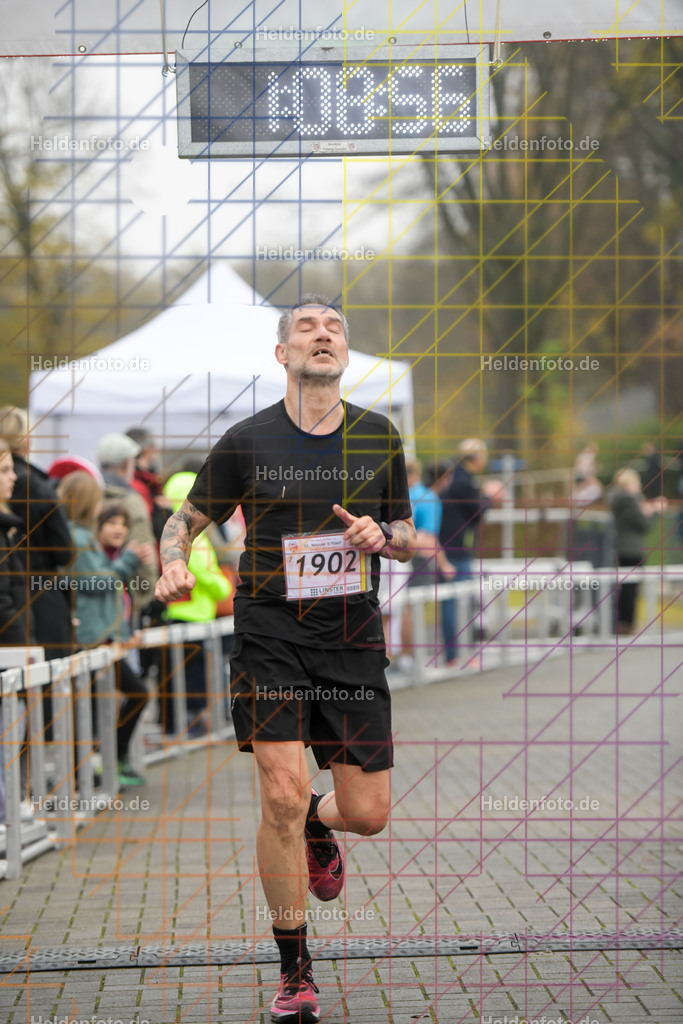 Neusser Erftlauf 2025  | 15km Neusser Erftlauf 2025 Foto: Heldenfoto.de