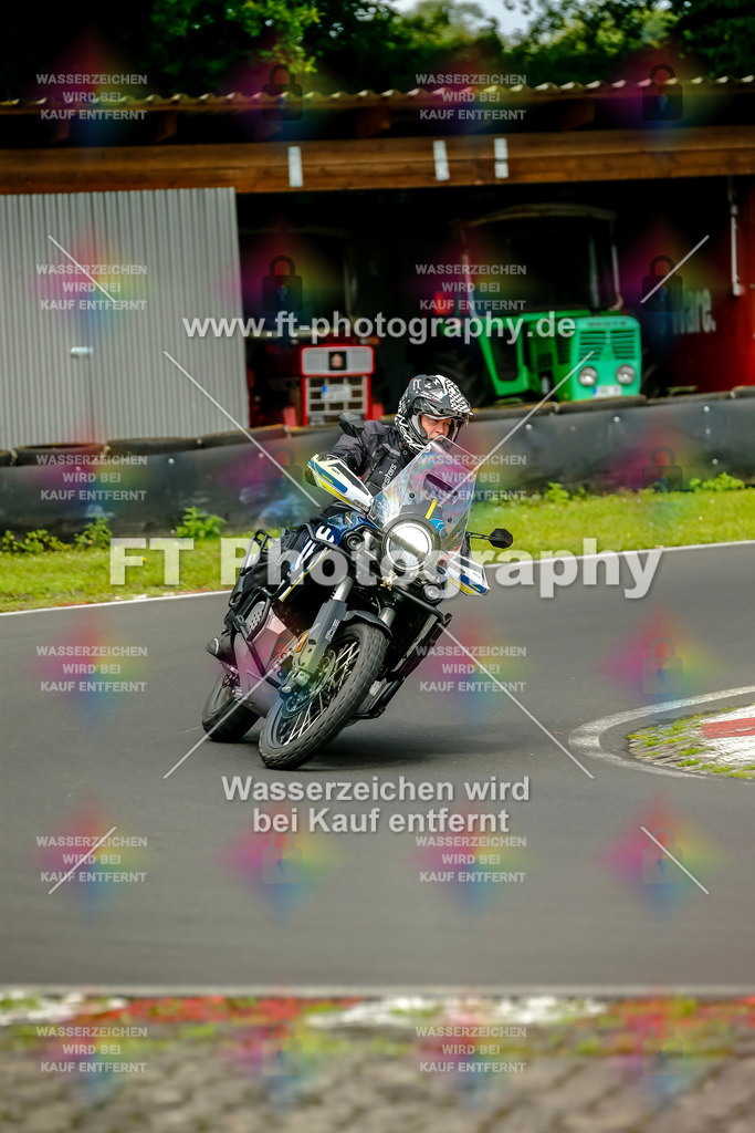 VBK-4389 | Hier findet Ihr Bilder von Touristenfahrten auf der Nürburgring Nordschleife oder von anderen Veranstaltungen die ich besucht habe. Viel Spass beim Durch Schauen 