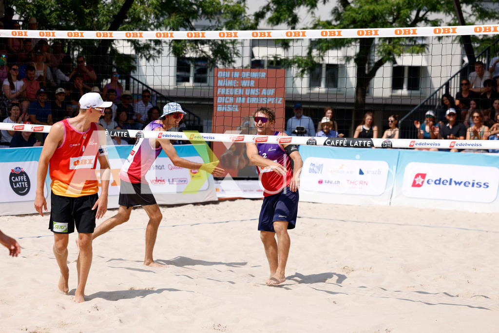 Obi BeachTour 2026 - Basel | BASEL, SWITZERLAND - JULY 19: SIMON HAGENBUCH (SUI) and YVES HAUSSENER (SUI) during the Obi BeachTour 2026 match between HAGENBUCH / HAUSSENER (SUI) and LEITNER / KINDL (AUT) at Barfüsserplatz on July 19, 2026 in Basel, Switzerland. - Realisiert mit Pictrs.com