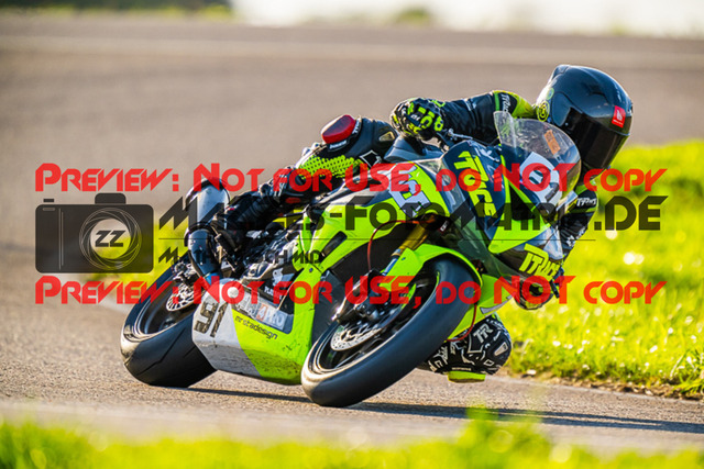 MaZZes_FotoMatrix_220917_2957 | MOTO2