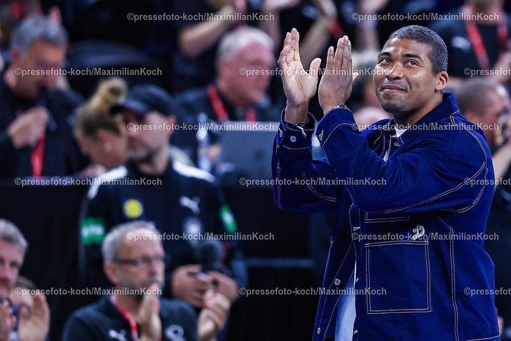 xIAJx150520261094 | 15.05.2026, xIAJx, Handball, Länderspiel, Testspiel, Dänemark - Deutschland, Royal Arena Kopenhagen: Mads Mensah Larsen (Dänemark #22) wurde nach dem Spiel aus der Nationalmannschaft verabschiedet.