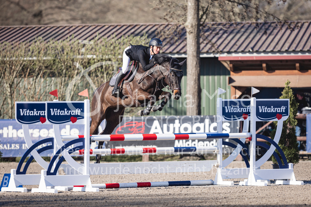 250408_Mühlen_SprPf-A2-206 | Deine schönsten Turniermomente als professionelle Fotos! Entdecke hochwertige Pferdesport-Fotografie im Online-Shop. Jetzt Fotos finden & bestellen!