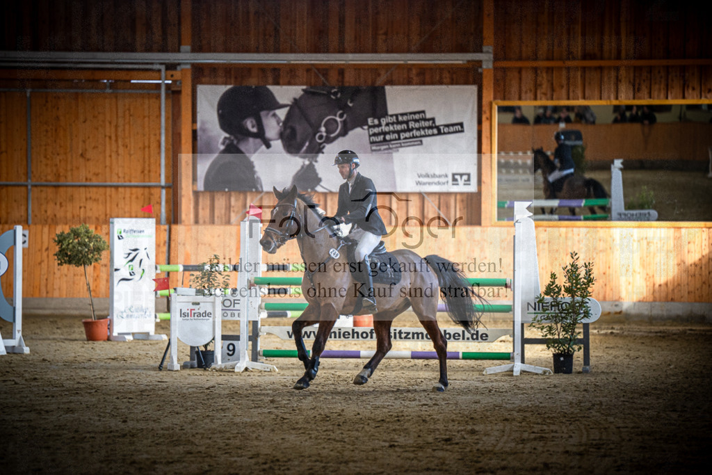 DOS_0588 | Entdecke hochwertige Reitturnierfotos von Foto Oger. Professionell, emotional und authentisch – jetzt Lieblingsmomente im Shop bestellen.Deutschlandweite Turnierfotografie. - Realisiert mit Pictrs.com