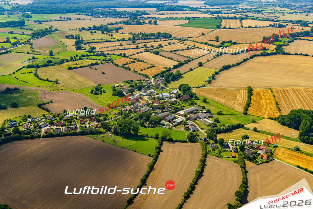 Guttau Grömitz Bild- Das Luftbild wurde 2025 vom UL-Flugzeug heraus erstellt ( keine Drohne bzw. Drohnenaufnahme ) - Hochauflösende Luftaufnahme -Nicht vergleichbar mit Google Maps oder Satelittenbilder- Die Geschenkidee !Mit Lizenz und Bildrechte bestellbar - CC