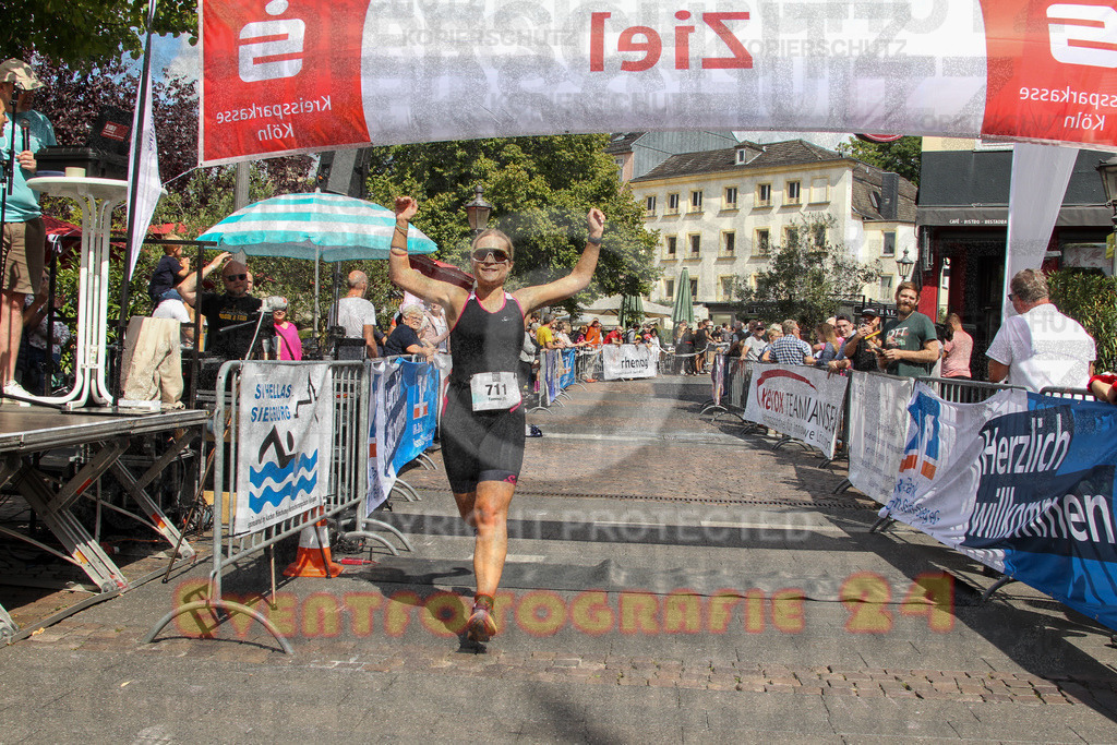 250824_1458_EV4_2452 | Sportfotografie im Rhein-Sieg Kreis, Köln, Bonn, NRW, Rheinland Pfalz, Hessen, etc. Unser Tätigkeitsfeld umfasst den Laufsport vom Volkslauf über den Marathon, Duathlon, Triathon bis zum Ultralauf wie Kölnpfad Ultra oder Schindertrail.