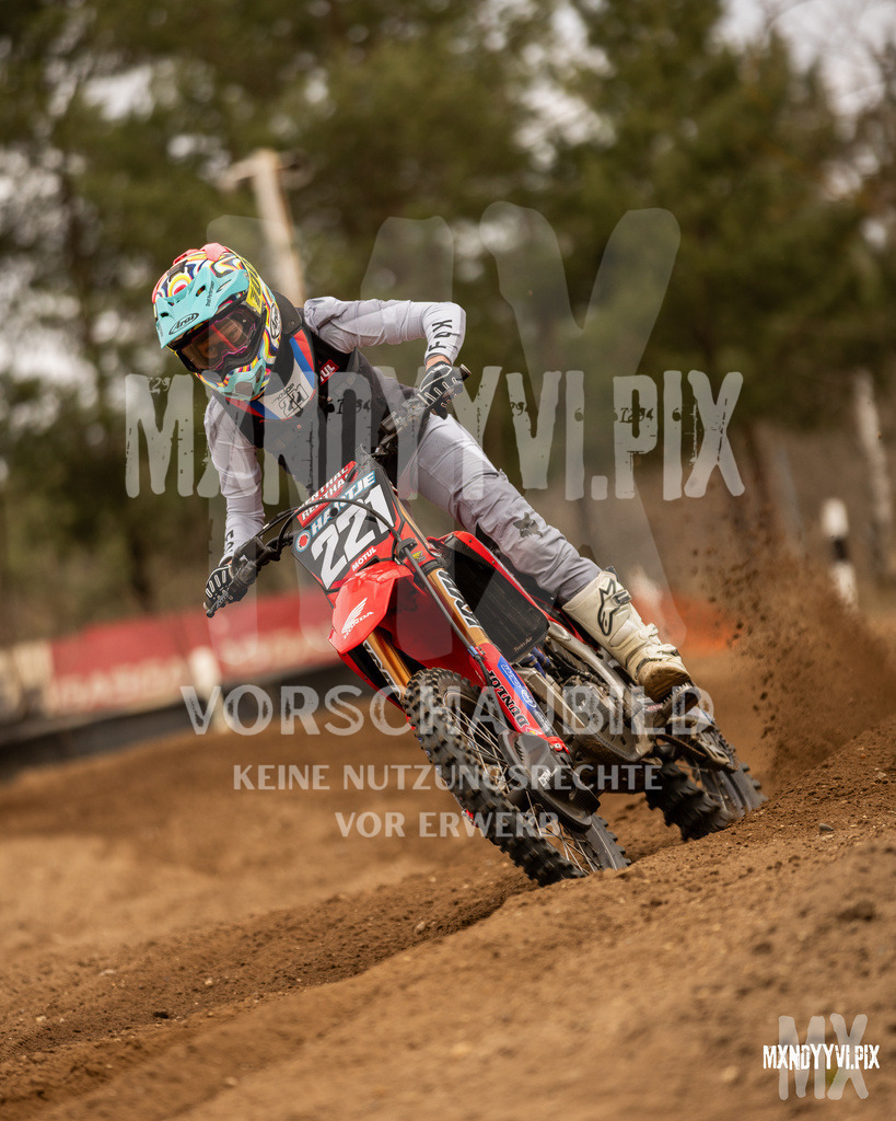 866A1356 | mxndyyvipix