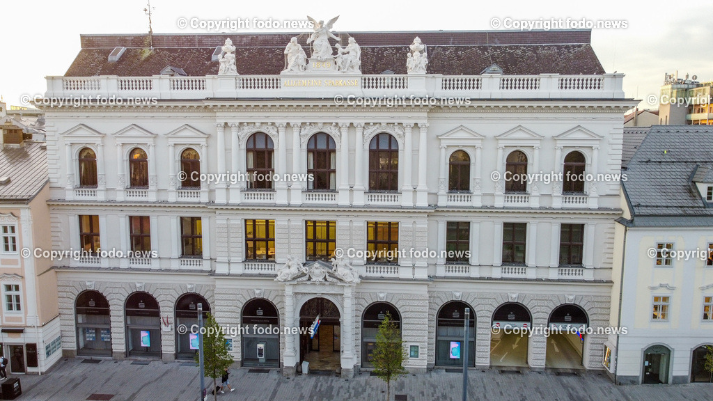 Linz_ Promenade_ Sparkasse Ooe_ 21.09.2023-1 | 21.09.2023, Linz, AUT, Promenade, im Bild Sparkasse Ooe, Gebaeude, Sparkasse OÖ, Gebäude

Drohne