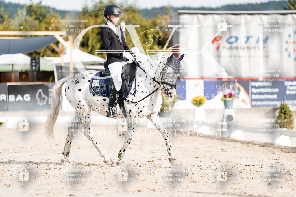 CK904380 | Turnierfotografie Pferdefotografie Trier Rheinland-Pfalz Pferdesport Reitsport Tierfotografie Sportfotografie Pferdevideo Pferdevideografie Equestrianvideography equestrianphotography  - Realisiert mit Pictrs.com