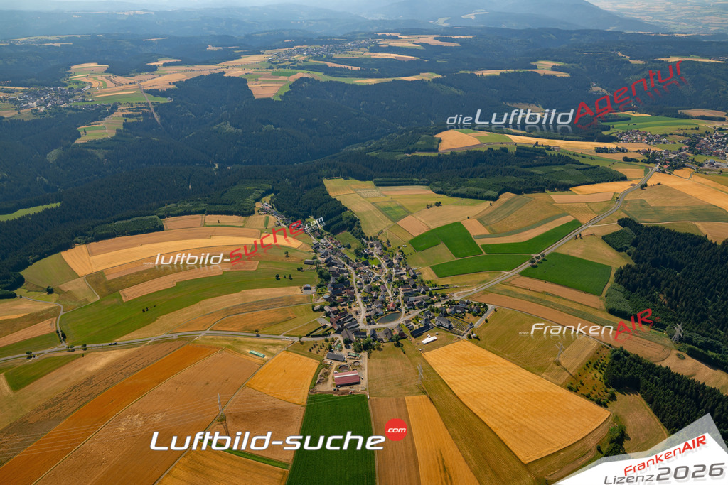 Die Luftbildaufnahme Nurn - Wilhelmsthal wurde 2018 mittels Flugzeug (keine Drohne) erstellt. Perfekte Schärfe und Druck- Auflösung- Garantiert!