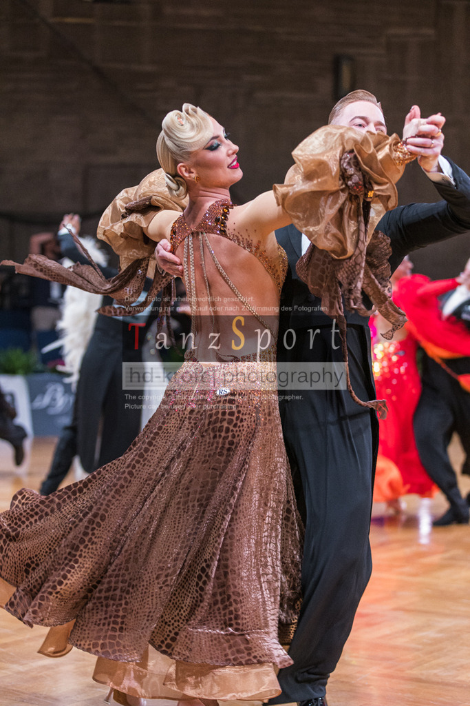 20250819_WDSF-Open-RS-Std_0778 | Tanzsportbilder, Standardtanz, Lateintanz, WDSF, DTV, LTVB, dancecomp, goc, hessen tanzt, blaues band der spree, walzer, tango, wiener walzer, slowfox, quickstepp, samba, rumba, cha-cha-cha, paso doble. jive, hd-kroft photography, turniertanzsport