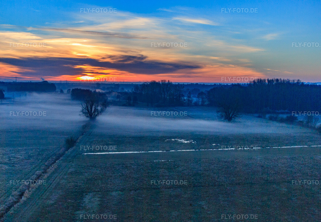 Luftbild: Otterbachniederung im Morgendunst bei Sonnenaufgang in Minfeld im Bundesland Rheinland-Pfalz in Deutschland.Foto: IMG_63006.jpg vom 20.03.2014 durch Werner Riehm/FLY-FOTO.deAuflösung des Originals: 4568 x 3168 px