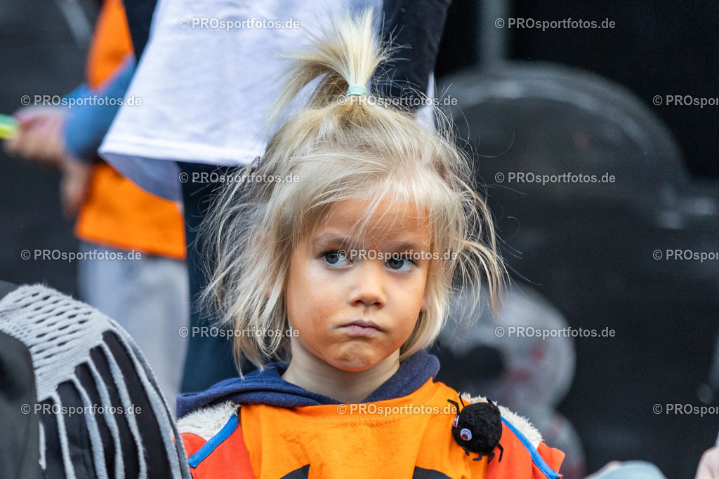 Sparda-Bank Halloween-Run Koeln 2023, 31.10.2023, Forstbotanischer Garten Rodenkirchen, Koeln | Impressionen vom Sparda-Bank Halloween-Run Koeln 2023, 31.10.2023, Forstbotanischer Garten Rodenkirchen, Koeln