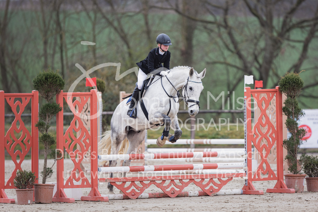 230408_Frühlingsfest_SpringreiterWB-125 | Deine schönsten Turniermomente als professionelle Fotos! Entdecke hochwertige Pferdesport-Fotografie im Online-Shop. Jetzt Fotos finden & bestellen!