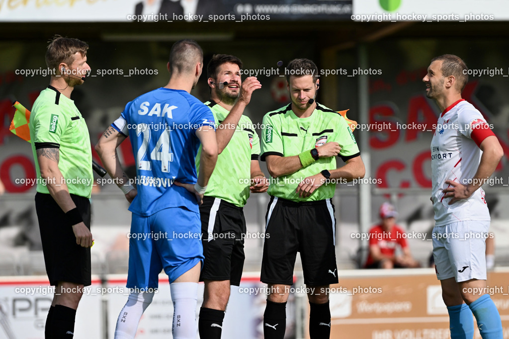 SAK Klagenfurt vs. SVG Bleiburg | Orel Stephan Referee, #24 Zoran Vukovic SAK, #17 Patrick Paul Oswaldi SVG Bleiburg, Hartenberger Jürgen Referee, Hopfgartner Christoph Referee, SAK Klagenfurt vs. SVG Bleiburg, SAK Klagenfurt vs. SVG Bleiburg am 11.05.2024 in Klagenfurt (Sportpark Welzenegg), Austria, (Photo by Bernd Stefan)