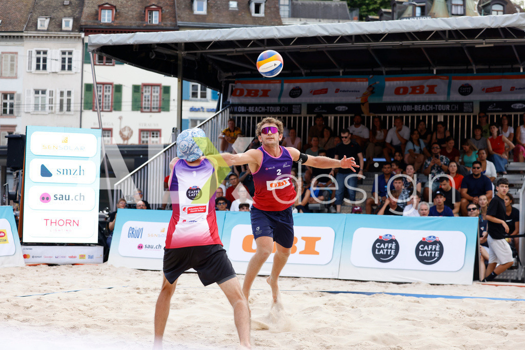 Obi BeachTour 2026 - Basel | BASEL, SWITZERLAND - JULY 18: YVES HAUSSENER (SUI) during the Obi BeachTour 2026 match between NAPIER / PETERSEN (DEN) and HAGENBUCH / HAUSSENER (SUI) at Barfüsserplatz on July 18, 2026 in Basel, Switzerland. - Realisiert mit Pictrs.com