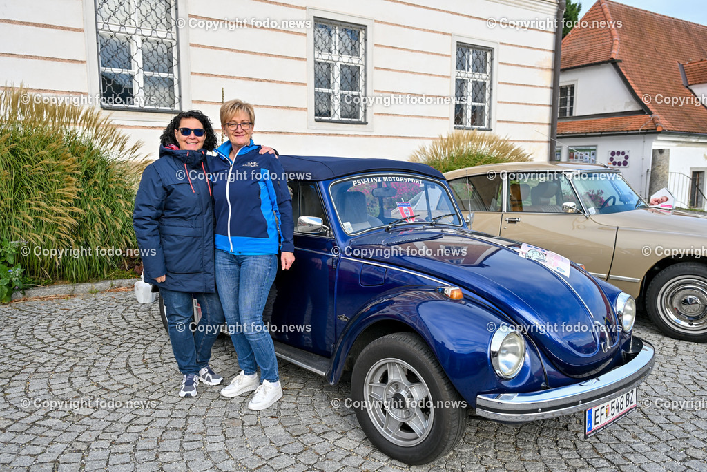 Frauen fuer Frauen_ Charity Oldtimerfahrt_ 04.10.2025-47 | 04.10.2025, Linz, AUT, Oldtimer Charity im Bild Frauen fuer Frauen Oldtimerfahrt, Teilnehmer©Harald Dostal / fodo.media