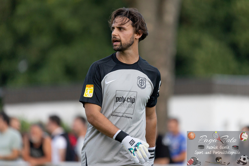 Hessenliga: Türk Gücü Friedberg - FC Eddersheim, 09.08.2024 | Daniel Zeaiter (FC Eddersheim #1), Freisteller, Portrait / Porträt, Türk Gücü Friedberg - FC Eddersheim, Friedberg, Städtischer Sportplatz, 9.8.2024 - Realisiert mit Pictrs.com