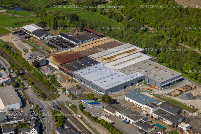 Bestwig230501104 | Luftbild, Ortsansicht Velmede, Gewerbegebiet Kapellenstraße, M. Busch GmbH, Bestwig, Sauerland, Nordrhein-Westfalen, Deutschland