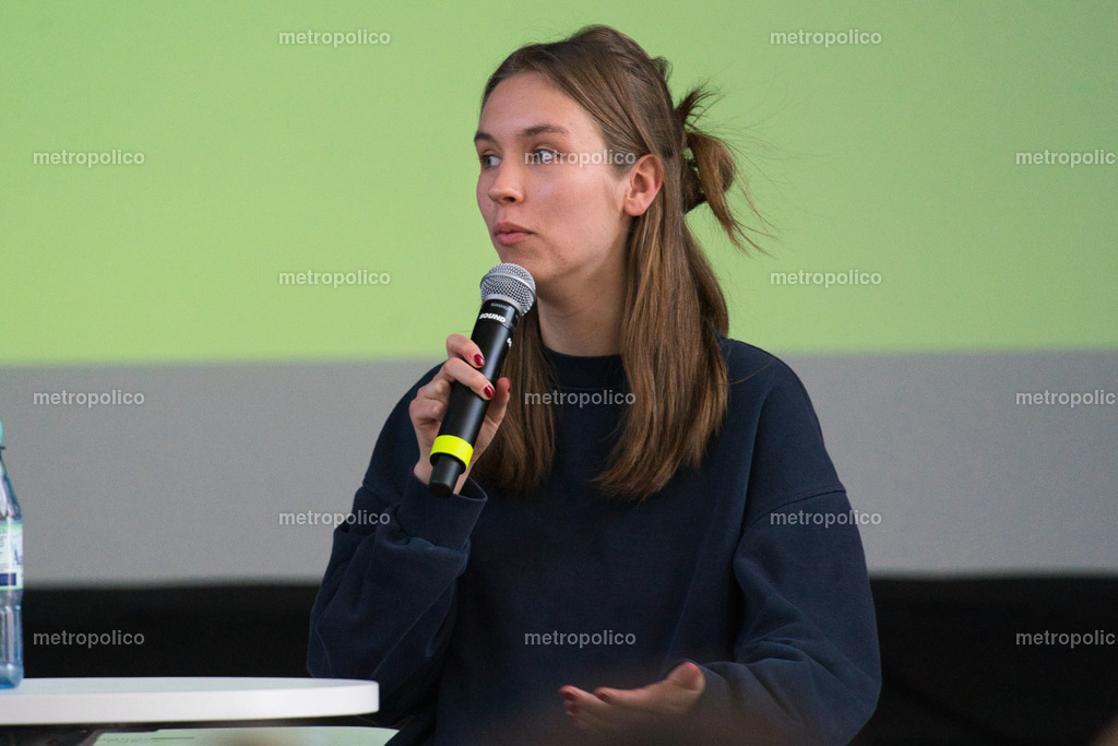 Pauline Brünger (3) | Metropolico