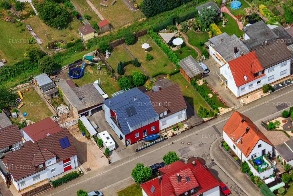 Luftbild: Haardtstr in Kandel im Bundesland Rheinland-Pfalz in Deutschland. Foto: IMG_29701.jpg vom 02.07.2010 durch Werner Riehm/FLY-FOTO.de
