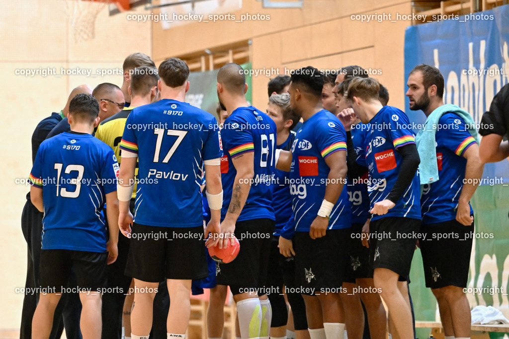 SC Ferlach vs. HC Linz AG 11.10.2023 | SC Ferlach Mannschaft, SC Ferlach vs. HC Linz AG 11.10.2023, SC Ferlach vs. HC Linz AG am 11.10.2023 in Ferlach (Ballspielhalle Ferlach), Austria, (Photo by Bernd Stefan)