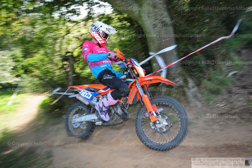 DSC_5489 | Sportfotografie , Motorsport, Motoross, Reitsport, Mointainbike, Enduro,
Landschaft , Outdoor, Eventfotografie, Landschaft, Bilder online bestellen - Realisiert mit Pictrs.com