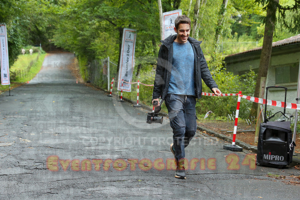 220918_1109_EX1_5995 | Sportfotografie im Rhein-Sieg Kreis, Köln, Bonn, NRW, Rheinland Pfalz, Hessen, etc. Unser Tätigkeitsfeld umfasst den Laufsport vom Volkslauf über den Marathon, Duathlon, Triathon bis zum Ultralauf wie Kölnpfad Ultra oder Schindertrail.