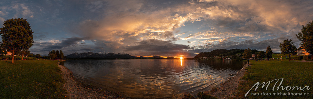 Sonnenuntergangspanorama Hopfensee | Dies ist der Online-Shop von naturfoto.michaelthoma.de. Ich bin leidenschaftlicher Naturfotograf und fotografiere von der Andromedagalaxie bis zum Zwergtaucher, von der Ameise bis zum Orionnebel alles was mit Natur zu tun hat. Hier kann eine Auswahl meine - Realisiert mit Pictrs.com